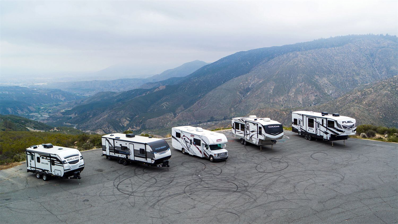 Camping World’s Guide to Luxury RVs