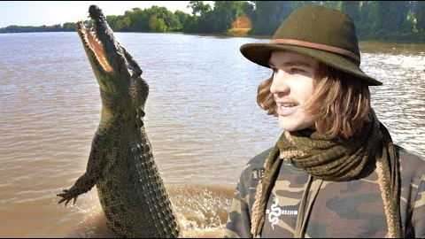 Surviving 24 hours with MONSTER CROCODILES Australia! (Deadly Animals)