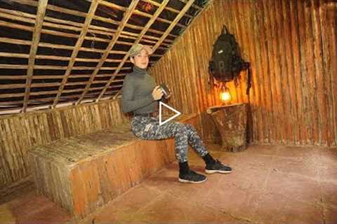 BUSHCRAFT 90days Building Complete Survival Shelter Log cabin roof, Clay Fireplace, A lone Forest