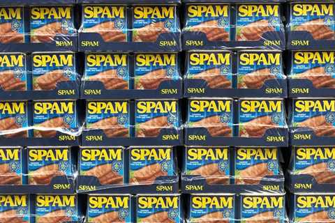 Can You Eat Spam Raw?